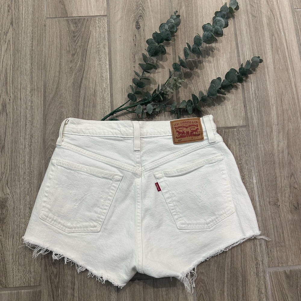 Levi's 501 White Jean Shorts W26